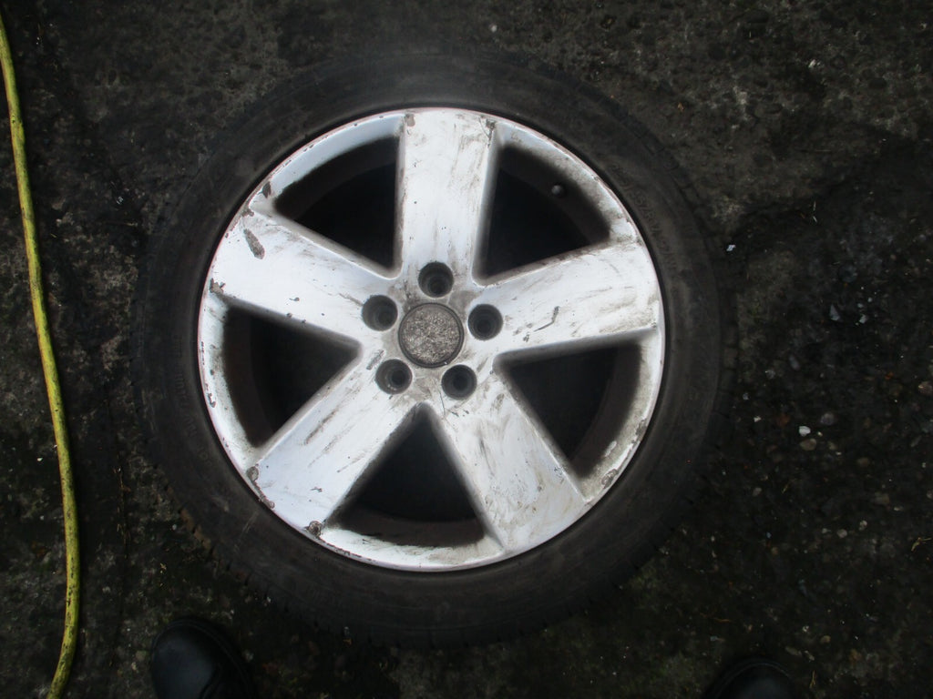VW VOLKSWAGEN PASSAT 2006 B6 SALOON ALLOY WHEEL WITH 17 INCH TYRE