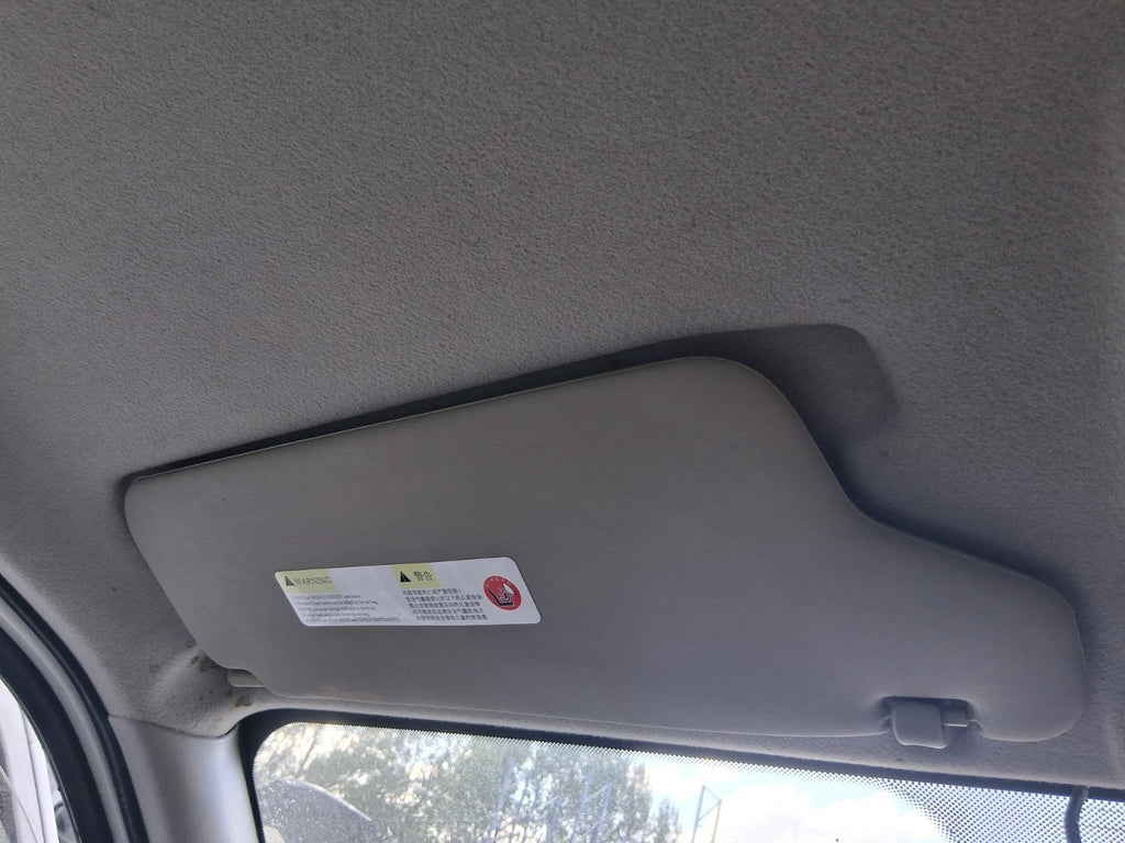 2020 SAIC LDV V80 NSF PASSENGER SIDE FRONT LEFT SUN VISOR SHADE
