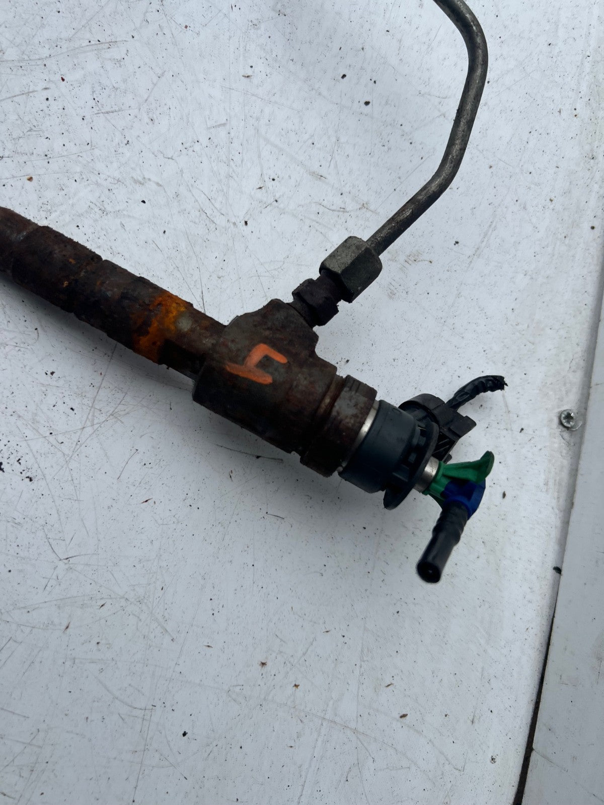 2016 FORD FIESTA MK7 1.6 TDCI DIESEL FUEL INJECTOR CV6Q9F593AA REF 4