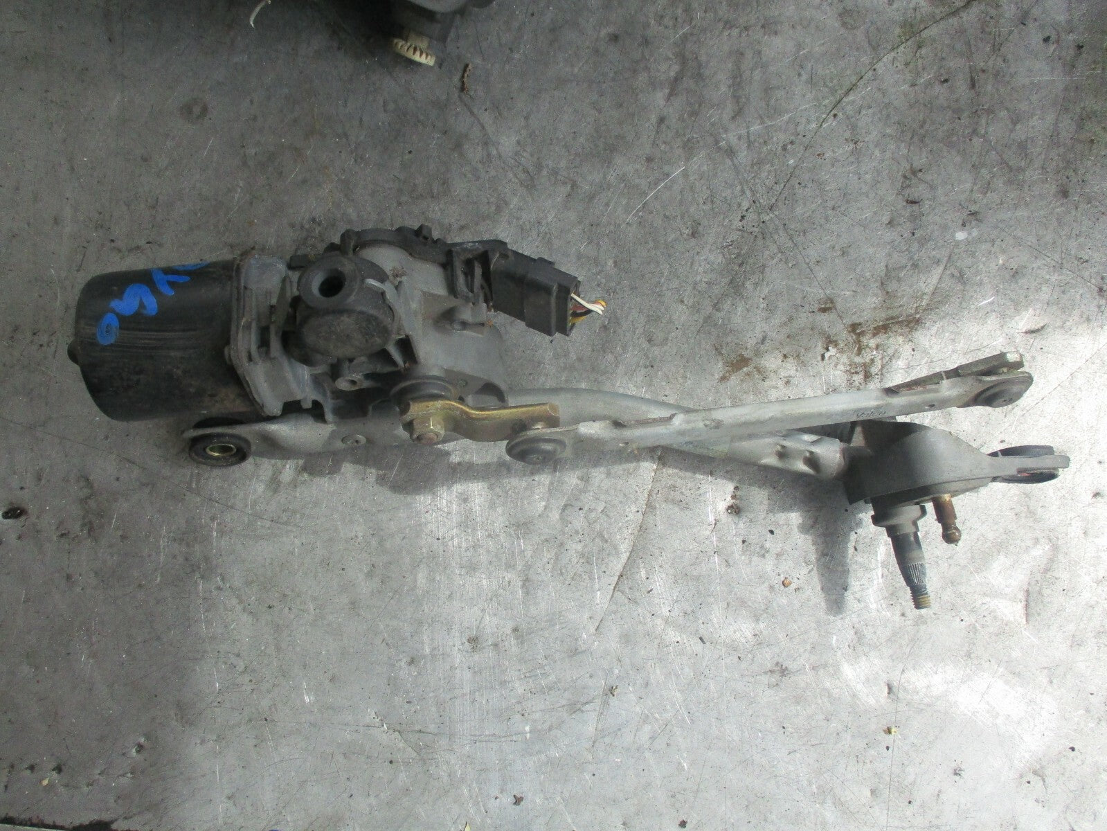 TOYOTA AYGO AB10 (MK1) WINDSCREEN WIPER MOTOR LINKAGE