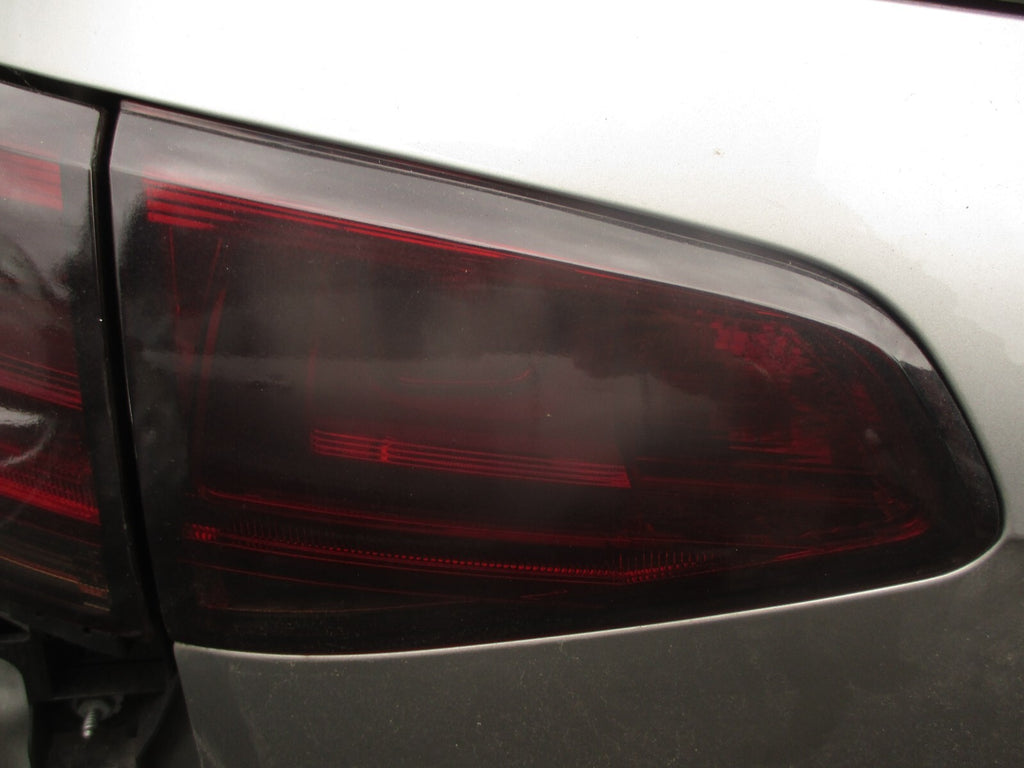 2014 VOLKSWAGEN GOLF MK7 NSR PASSENGER SIDE REAR LEFT INNER TAIL LIGHT LAMP