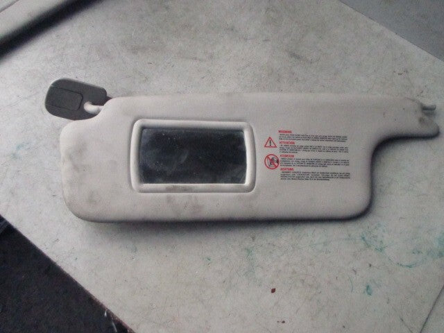 2009 RENAULT MEGANE MK2 NSF PASSENGER SIDE SUN VISOR