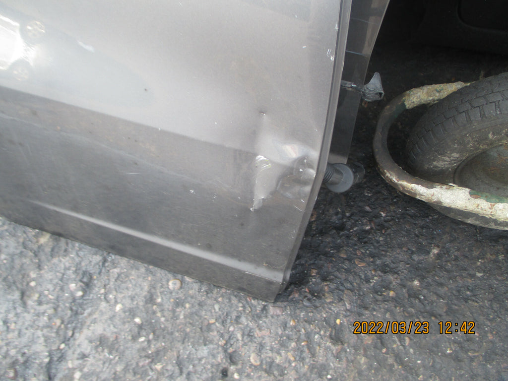 HONDA JAZZ MK3 2014 OSR DRIVER SIDE REAR DOOR COMPLETE GREY