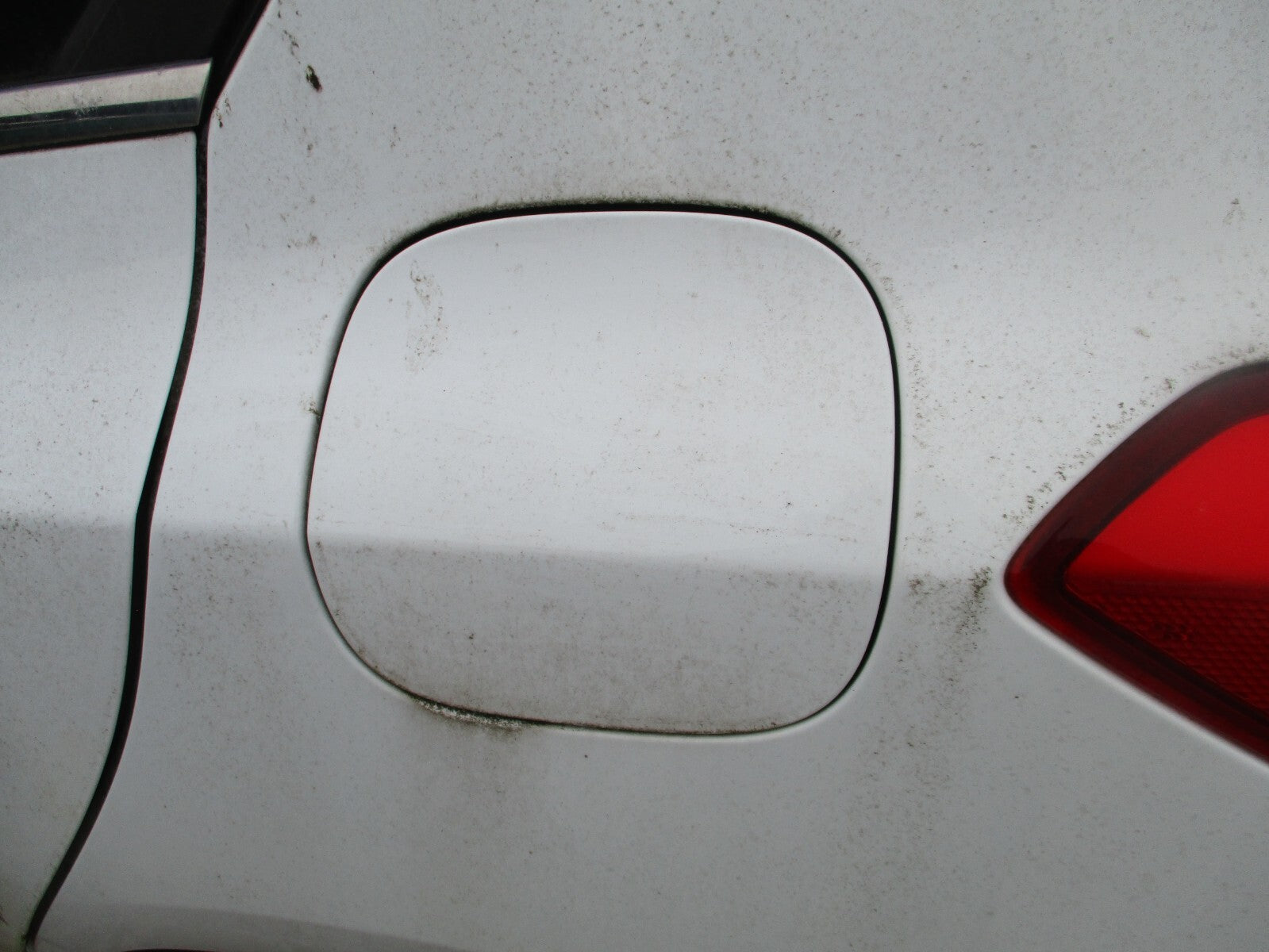 FORD FOCUS MK4 2021 FUEL FILLER FLAP FROZEN WHITE 5J