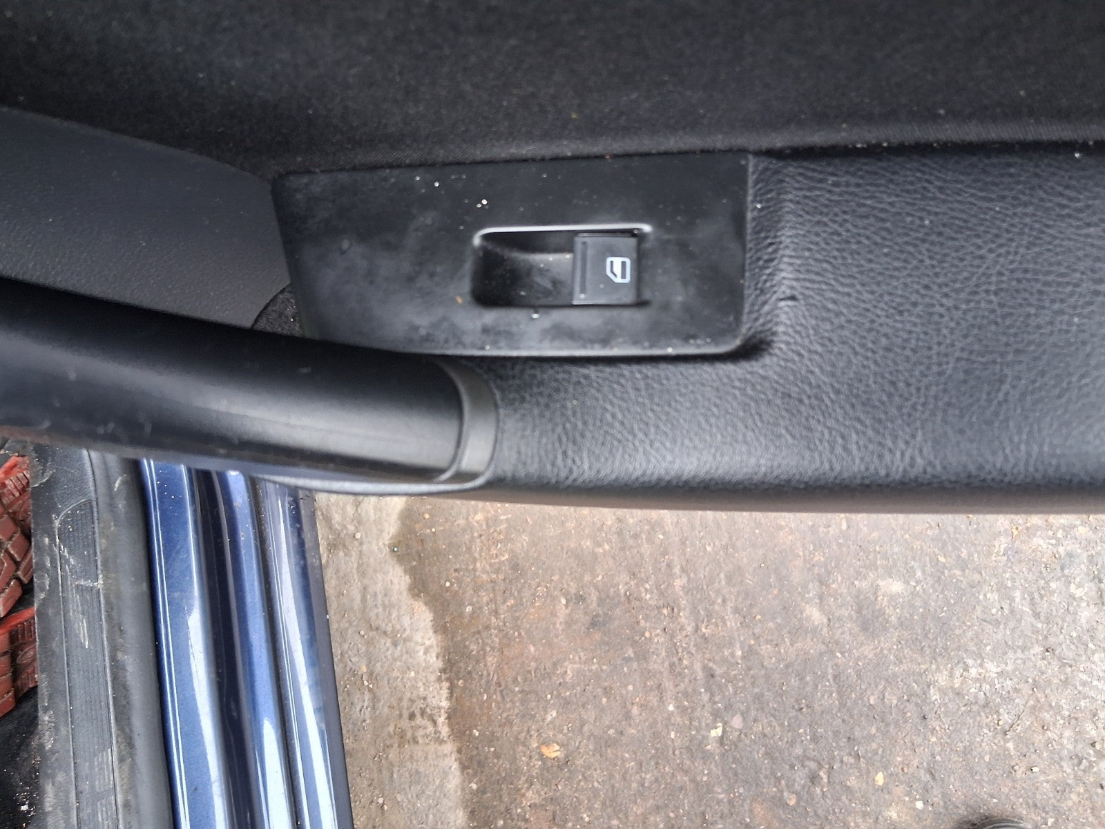 2014 VW VOLKSWAGEN PASSAT B7 SALOON OSR DRIVER SIDE REAR WINDOW CONTROL SWITCH