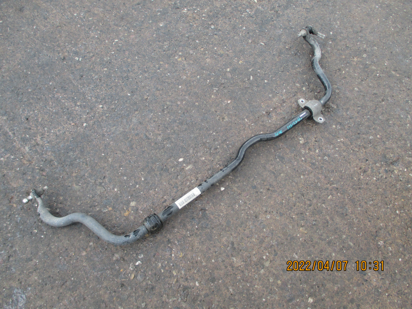 MERCEDES A CLASS W176 2016 FRONT ANTI ROLL SWAY BAR A2463203411