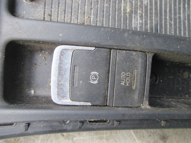 2012 VW GOLF MK7 CENTRE CONSOLE CUP HOLDER 5G2863245F