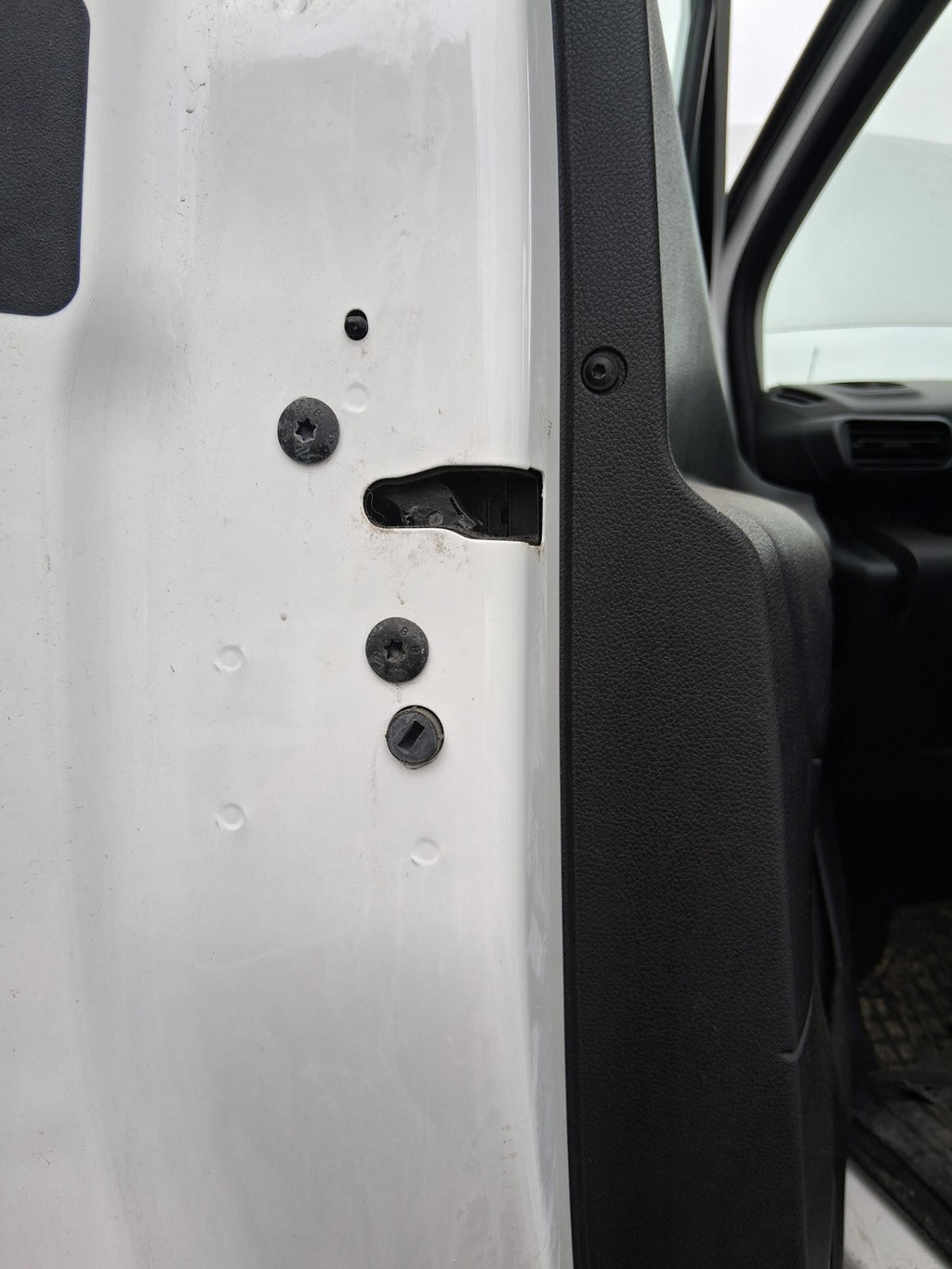 2020 VAUXHALL COMBO E MK4 NSF PASSENGER SIDE FRONT LEFT DOOR LOCK MECHANISM