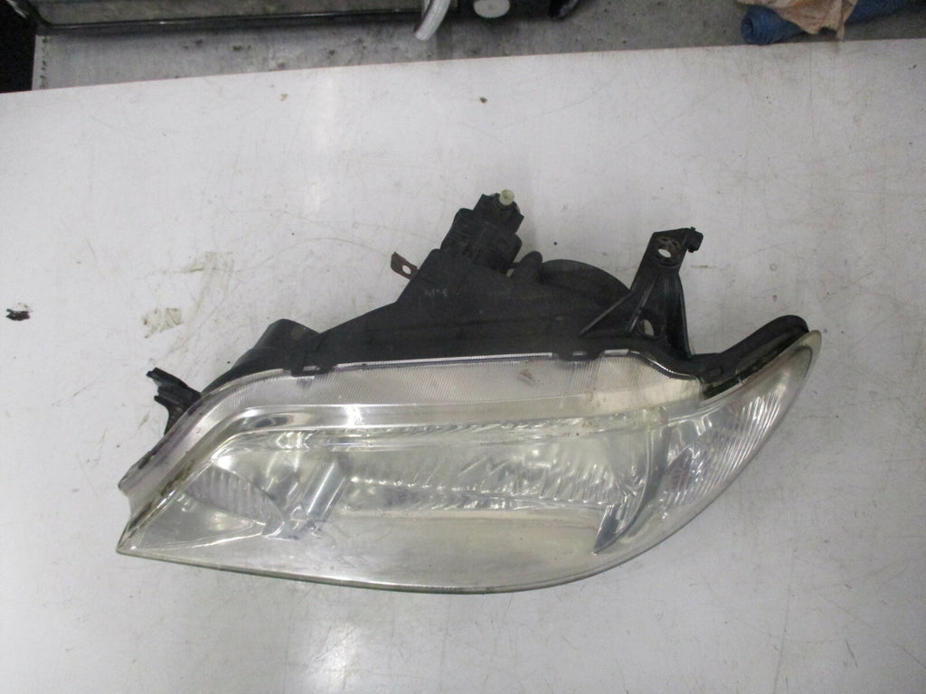 MAZDA 323 HATCHBACK 2001 NS PASSENGER FRONT LIGHT HEADLIGHT HEAD LAMP ASSEMBLY