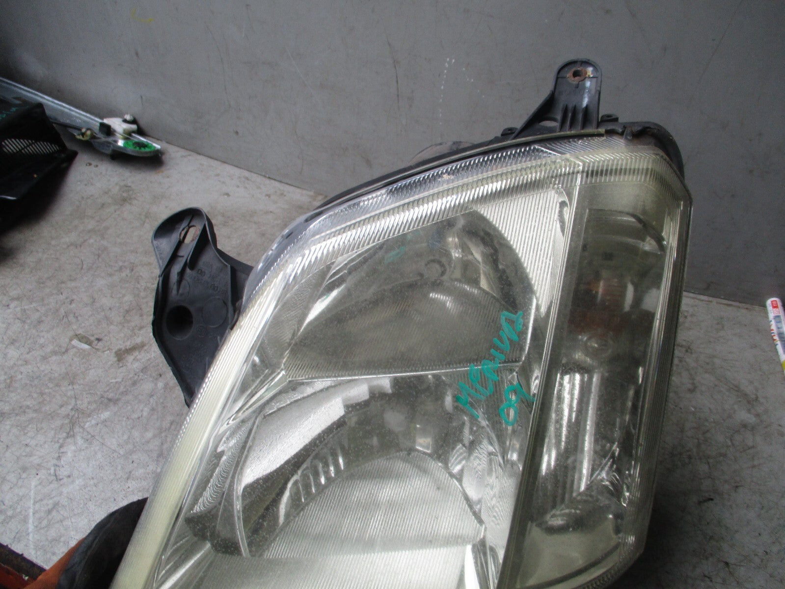 VAUXHALL MERIVA A MK1 2009 NSF PASSENGER SIDE HEADLIGHT 93294337