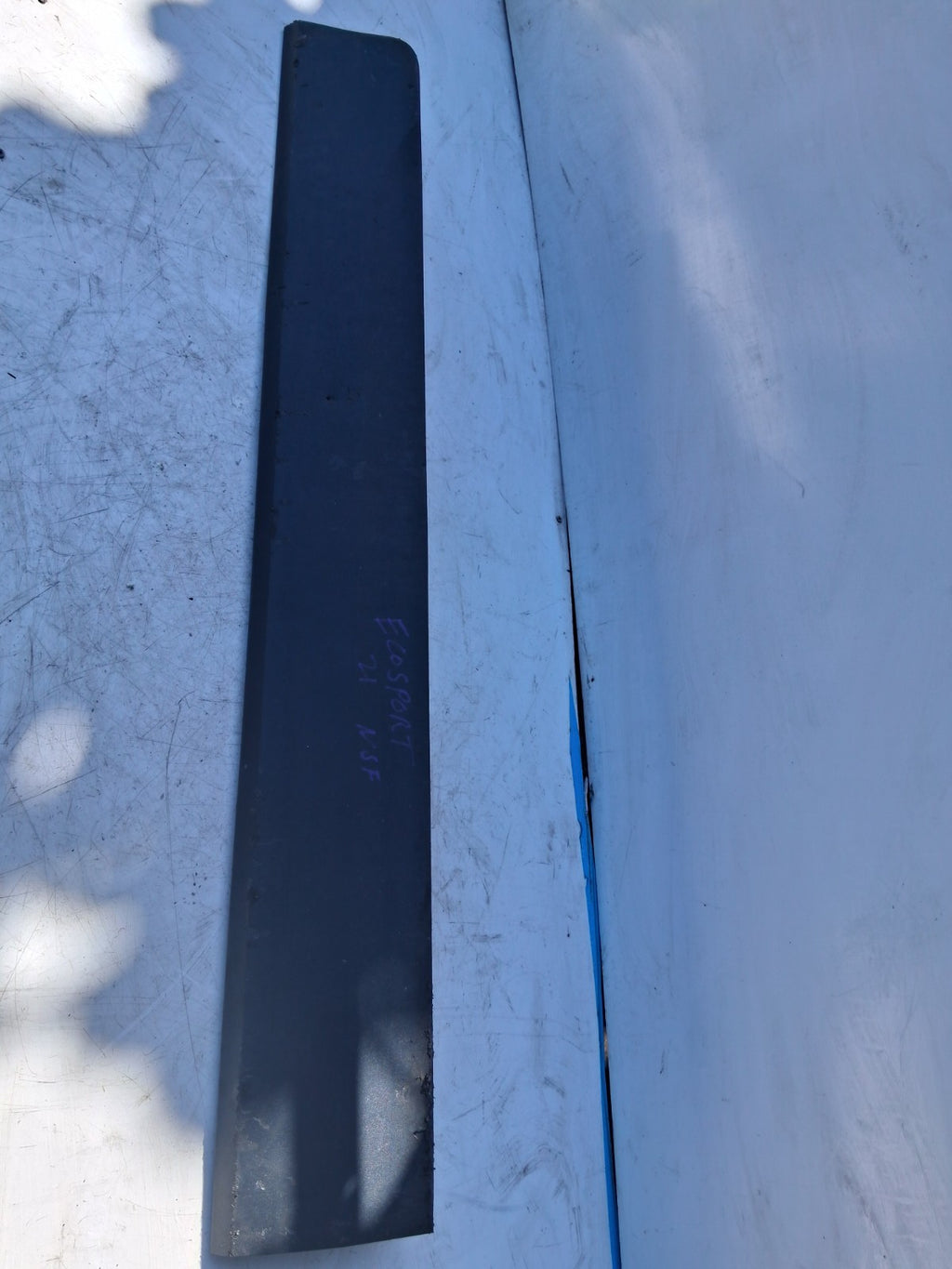2021 FORD ECOSPORT 71 NSF NEAR LEFT FRONT DOOR STRIP MOULD / TRIM GN15N20848AAW