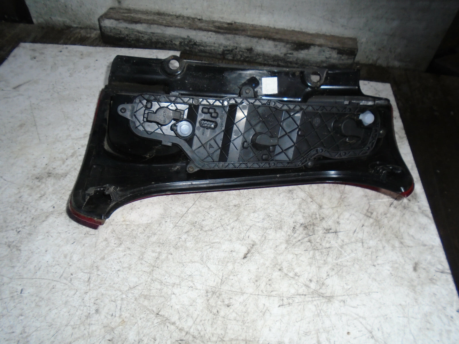 FIAT PANDA 2016 MK3 NSR PASSENGER SIDE REAR TAIL LIGHT 51843643