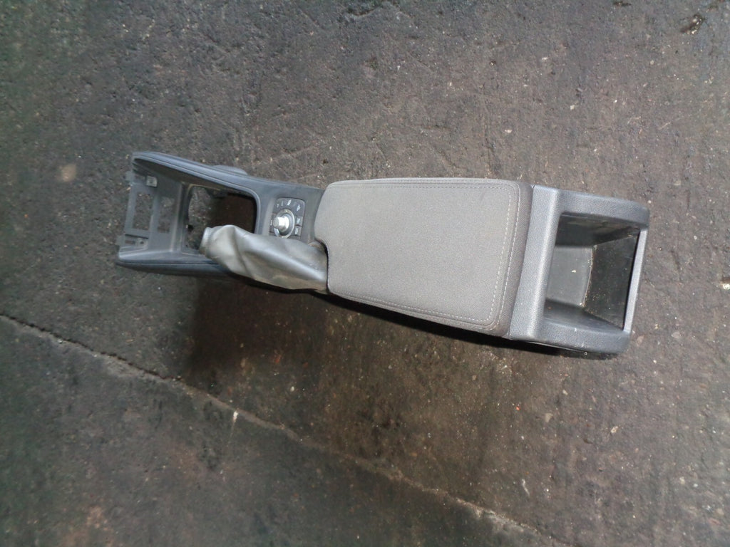 RENAULT MEGANE MK3 COUPE CENTRE ARM REST CONSOLE