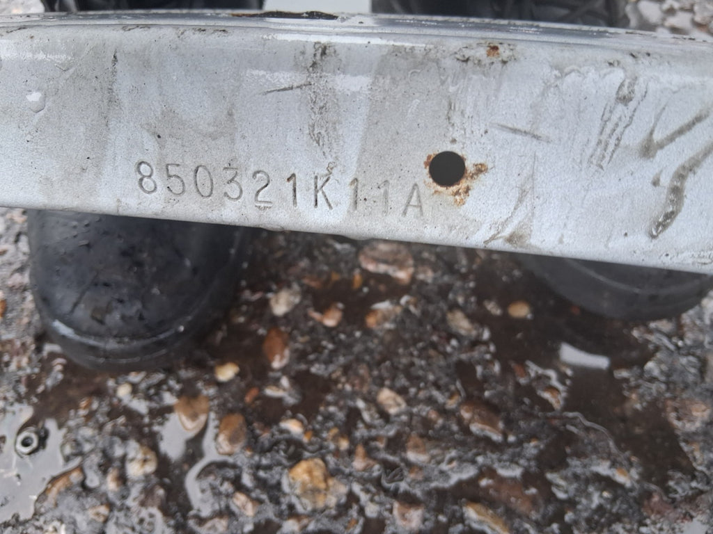 2016 NISSAN JUKE MK1 REAR CRASH BAR REINFORCEMENT BAR WHITE