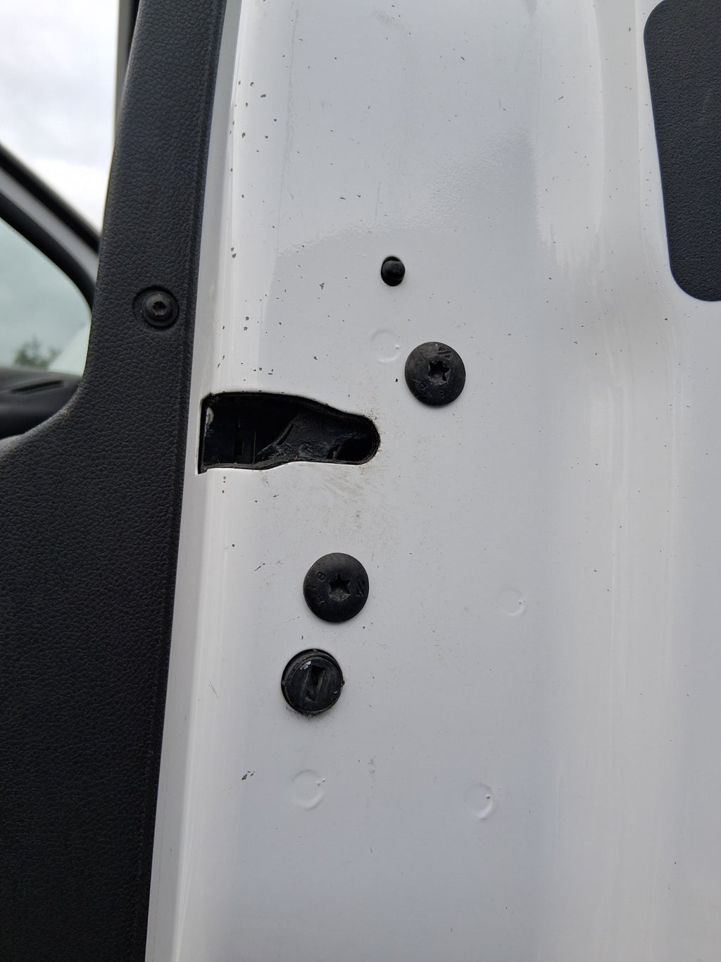 2020 VAUXHALL COMBO E MK4 OSF DRIVER SIDE FRONT RIGHT DOOR LOCK MECHANISM