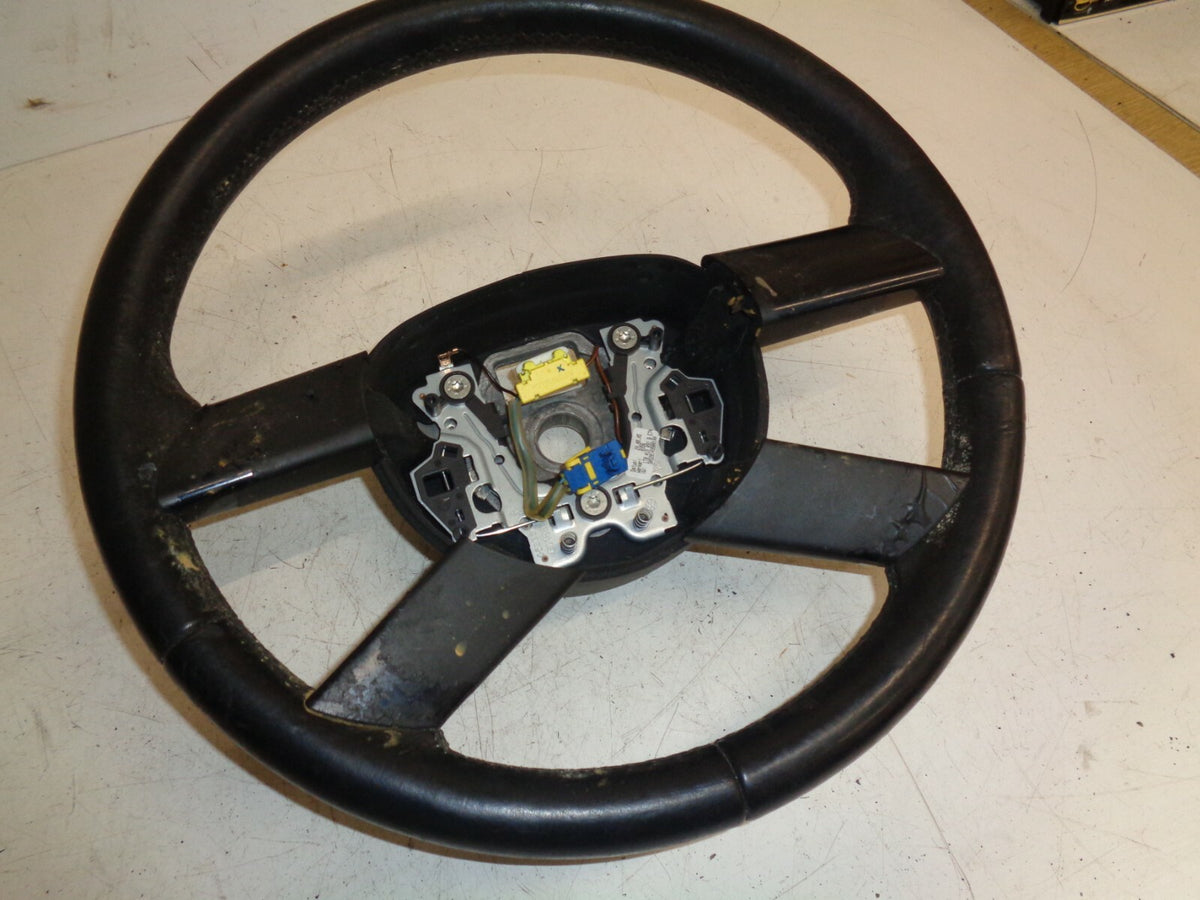 VW VOLKSWAGEN 4 SPOKE BLACK STEERING WHEEL 1T0419091B