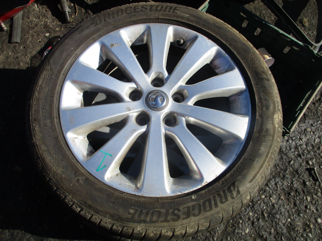 VAUXHALL ZAFIRA C MK3 2017 17 INCH ALLOY WHEEL WITH TYRE 225/50R17 REF 1