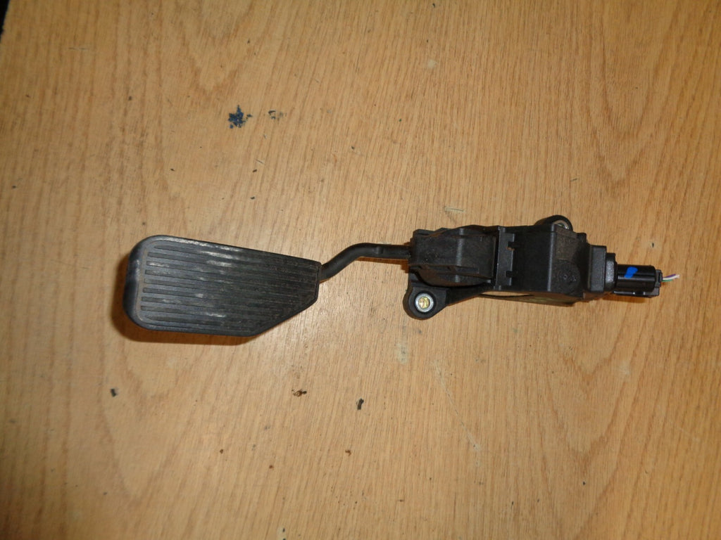 PEUGEOT 108 TOYOTA AYGO CITREON C1 MK2 2017 ELECTRIC ACCELERATOR THROTTLE PEDAL