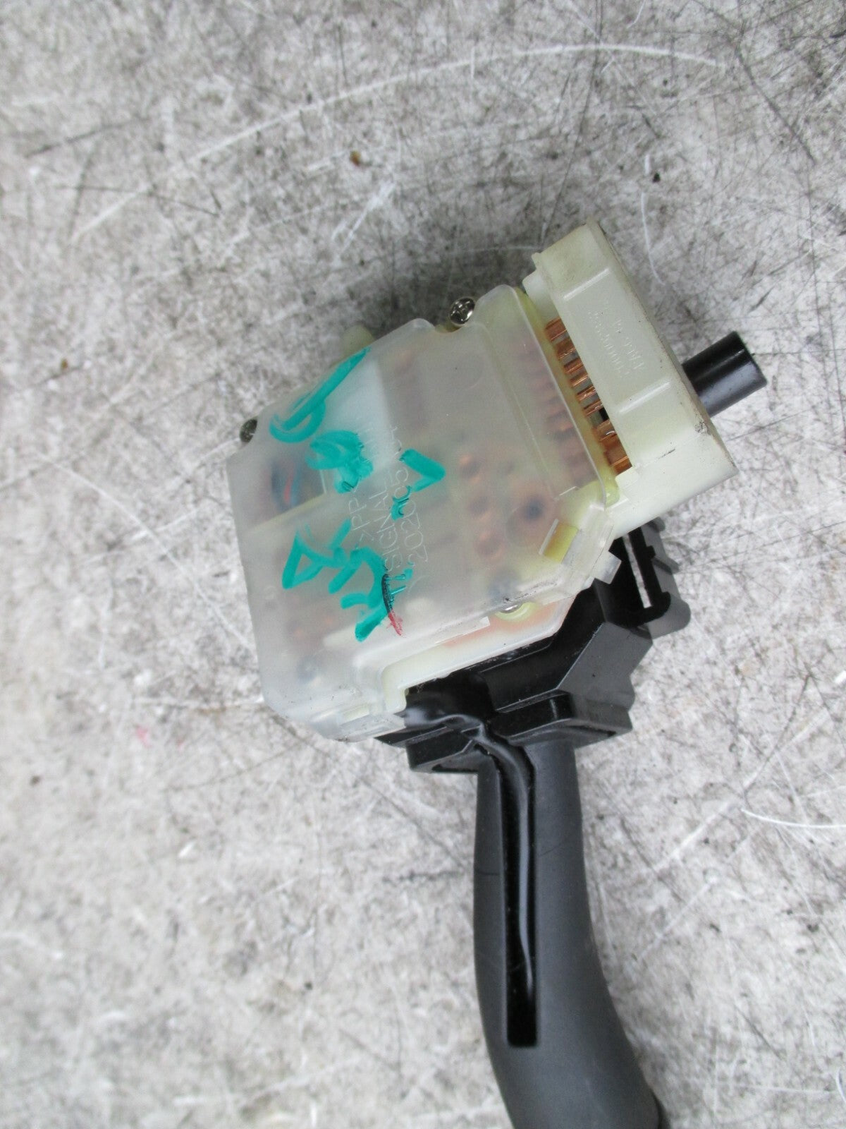 KIA SORENTO 2008 MK1 INDICATOR HEADLIGHT SWITCH STALK 202005768