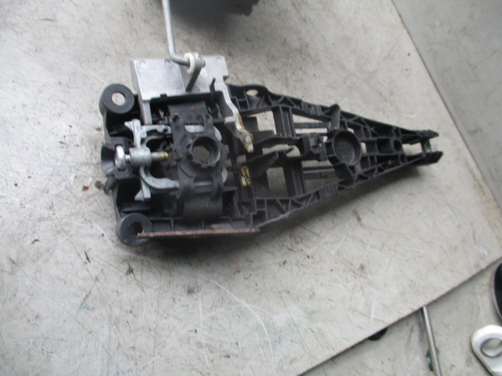 2012 VAUXHALL CORSA E DOOR LOCK MECH 113431839