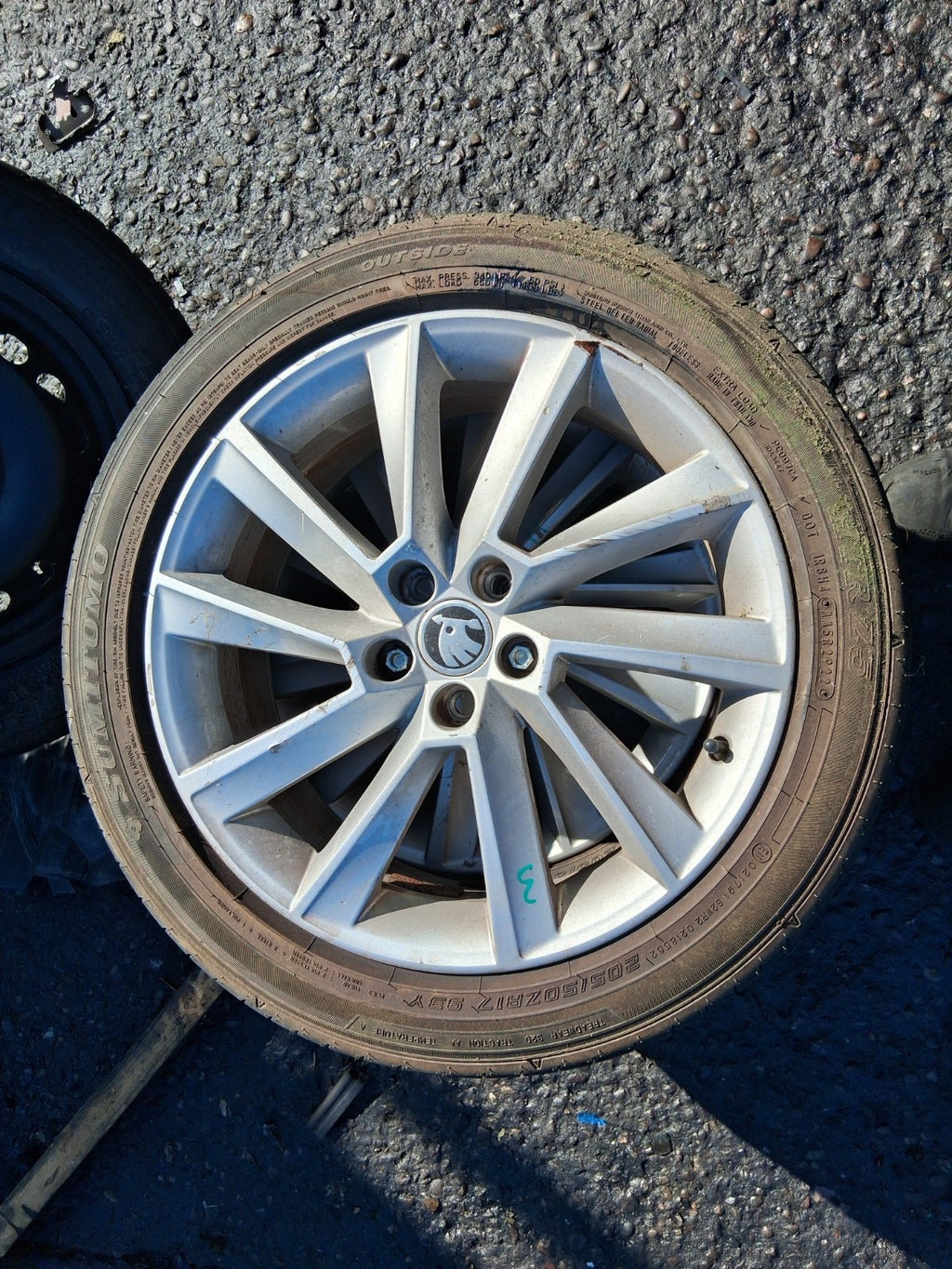 SKODA SCALA 2020 17 INCH ALLOY WHEEL WITH TYRE 205/50R17