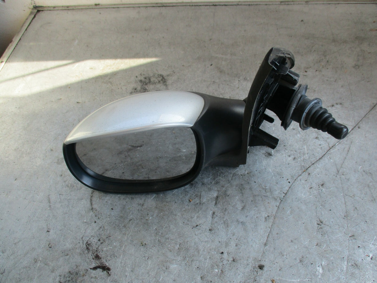 PEUGEOT 206 NS PASSENGER SIDE ELECTRIC WING MIRROR SILVER