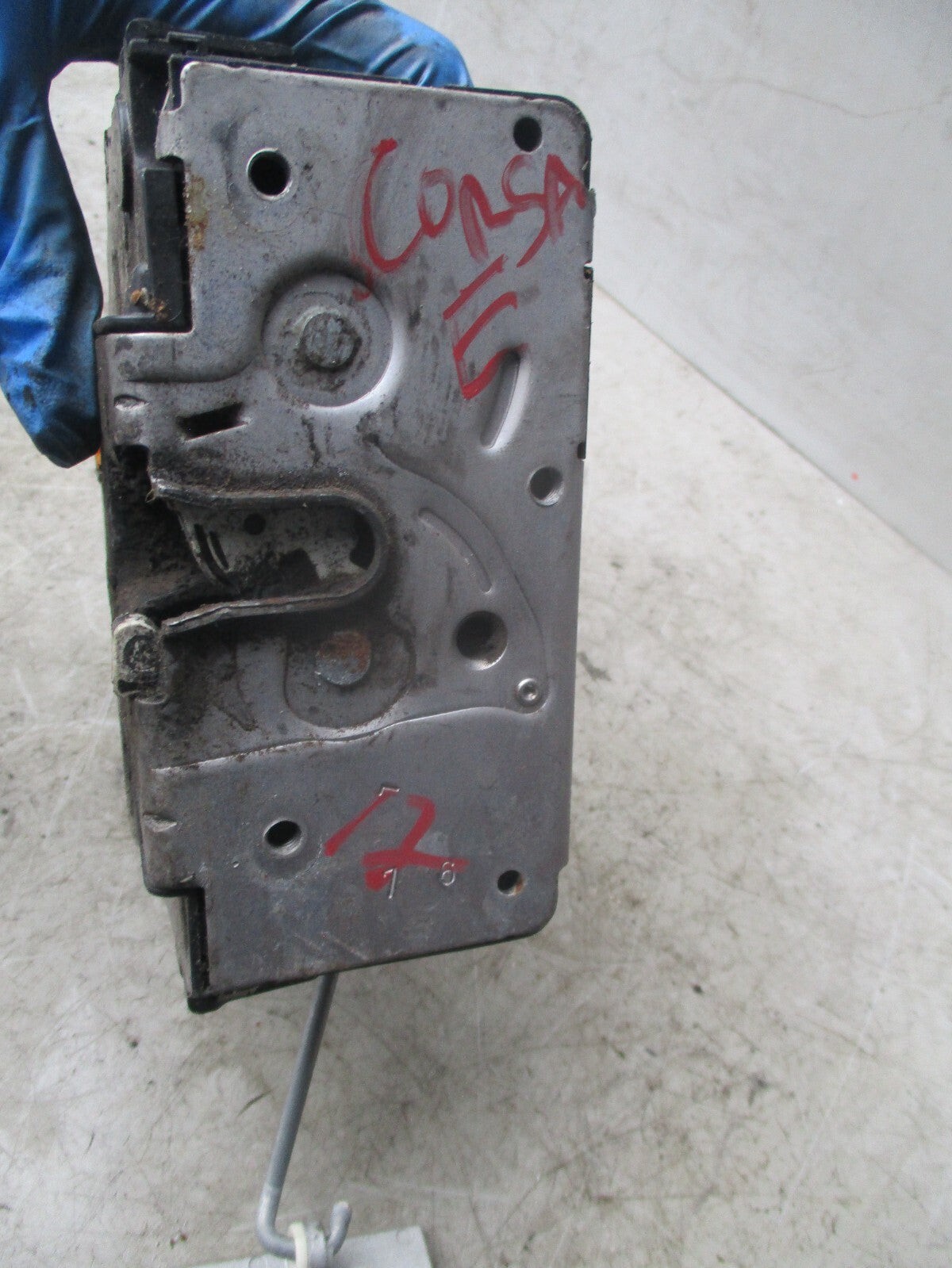 2012 VAUXHALL CORSA E DOOR LOCK MECH 113431839