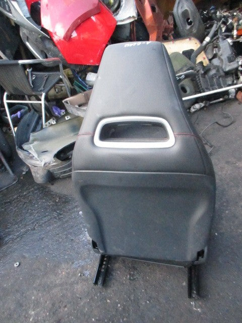 2018 MERCEDES A CLASS W176 NSF PASSENGER FRONT COMPLETE SEAT LEATHER RED STITCH