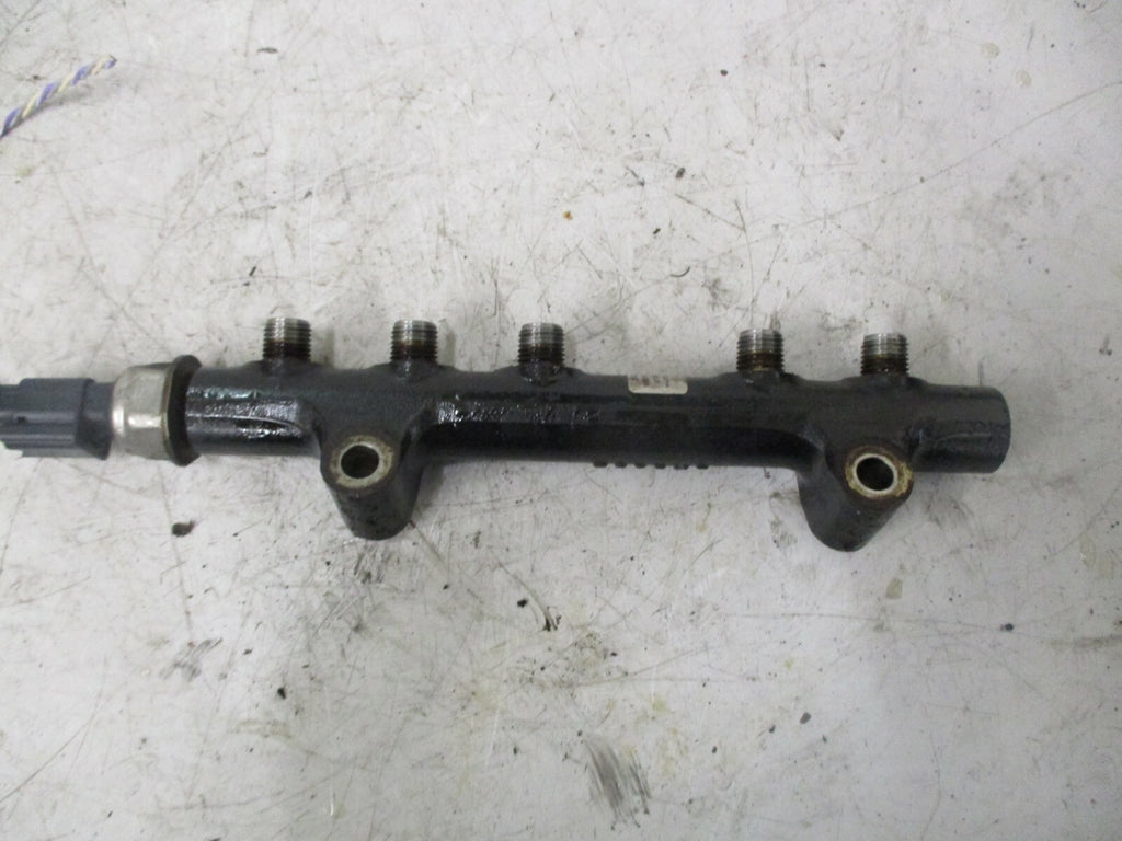 CITROEN C4 PICASSO 2009 1.6 HDI DIESEL MAIN FUEL INJECTOR RAIL 9684753080