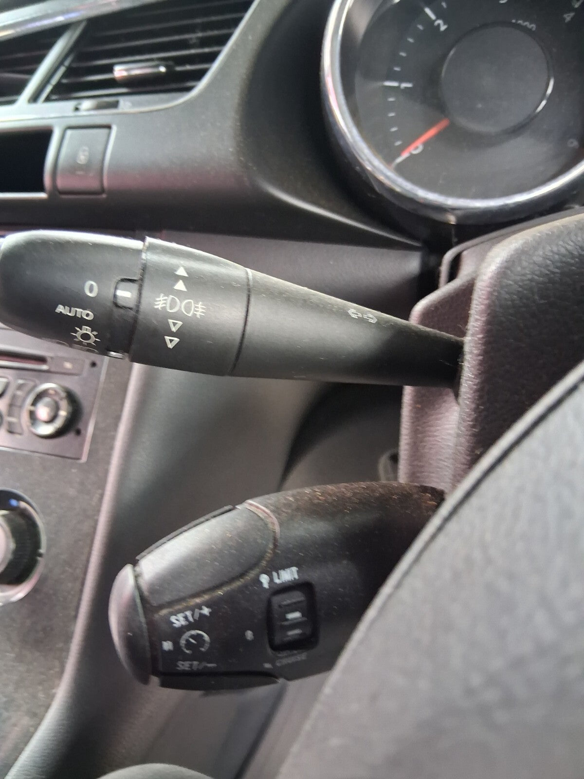 2012 PEUGEOT 3008 MK1 INDICATOR WIPER STALK SWITCH WITH SQUIB
