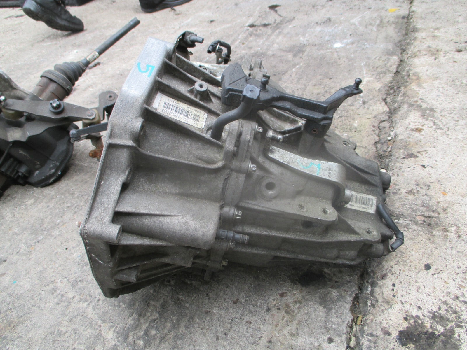 RENAULT KADJAR 2016 1.5 DIESEL 6 SPEED MANUAL GEARBOX 320107382R TL4 079    GB5