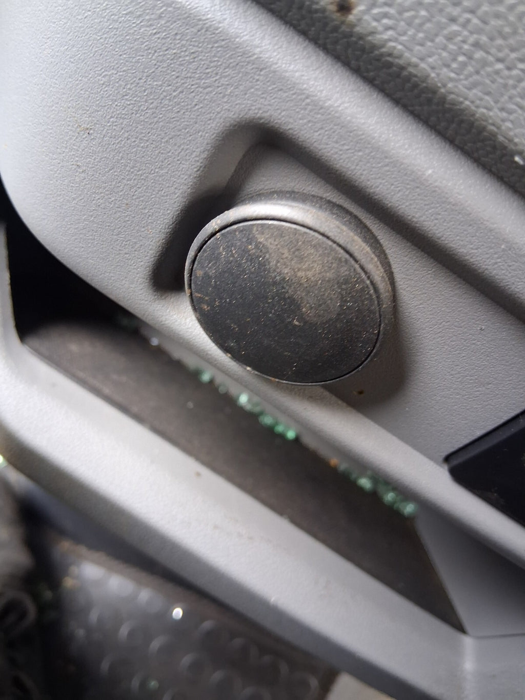 2024 FORD TRANSIT CUSTOM MK2 12V SOCKET PORT