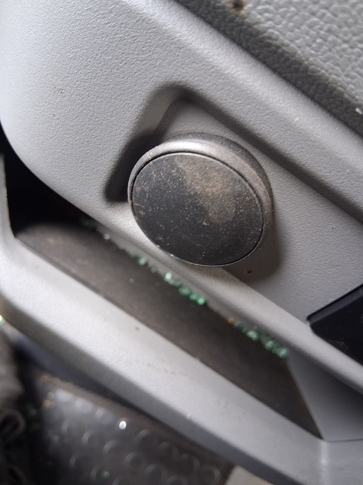 2024 FORD TRANSIT CUSTOM MK2 12V SOCKET PORT