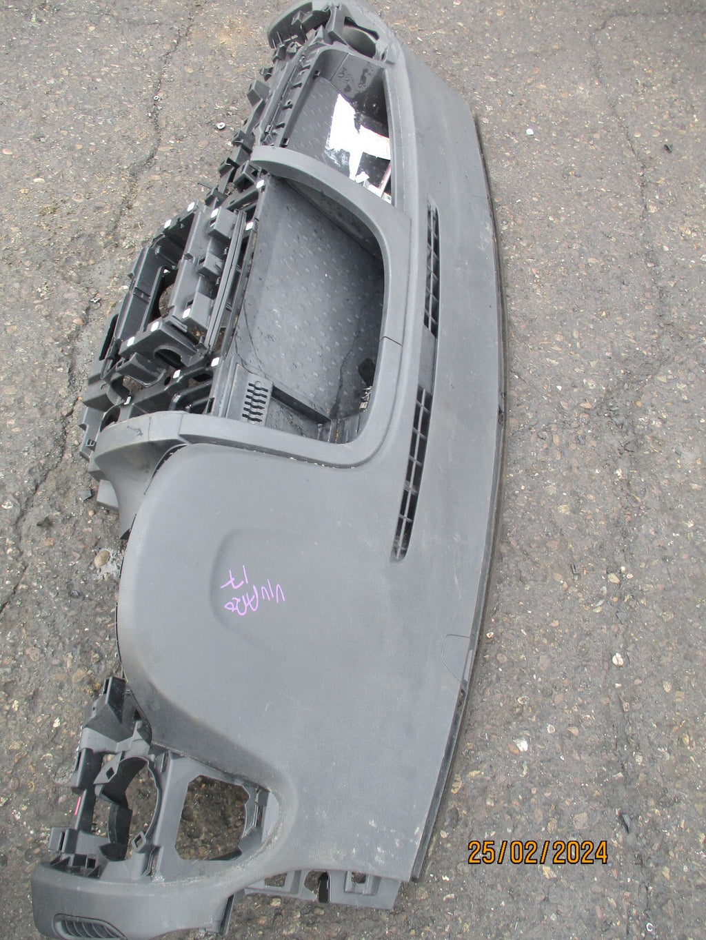 VAUXHALL VIVARO MK2 2017 FRONT INTERIOR BARE DAHBOARD PLASTIC PANEL