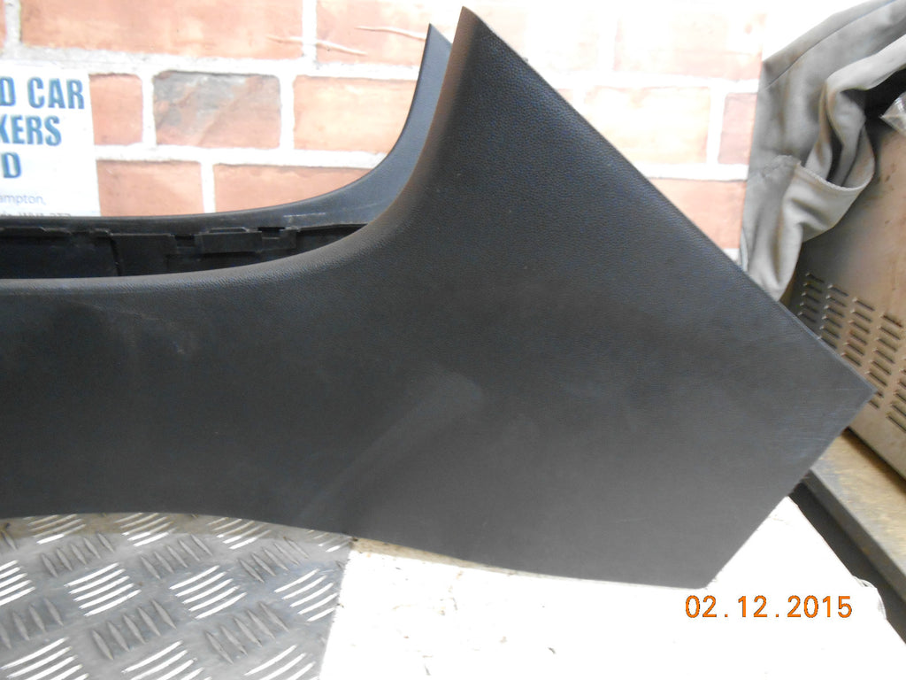 MAZDA 3 BK 2005 CENTRE CONSOLE ARMREST ARM REST STORAGE COMPARTMENT PLASTIC TRIM