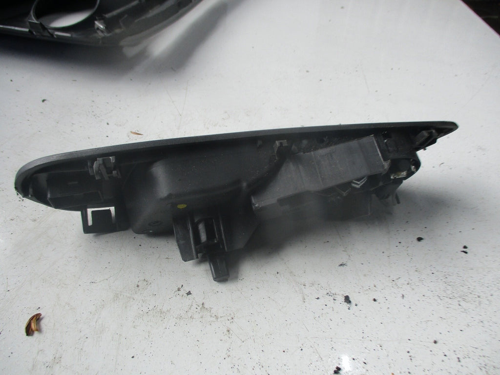 FORD FIESTA MK8 2009  OSF DRIVER SIDE FRONT INTERIOR DOOR HANDLE C1BB-A22600-DAW