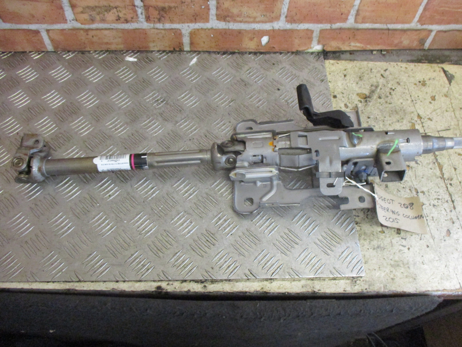 2015 PEUGEOT 208 1.2 PETROL STEERING COLUMN 61NJZT0269110