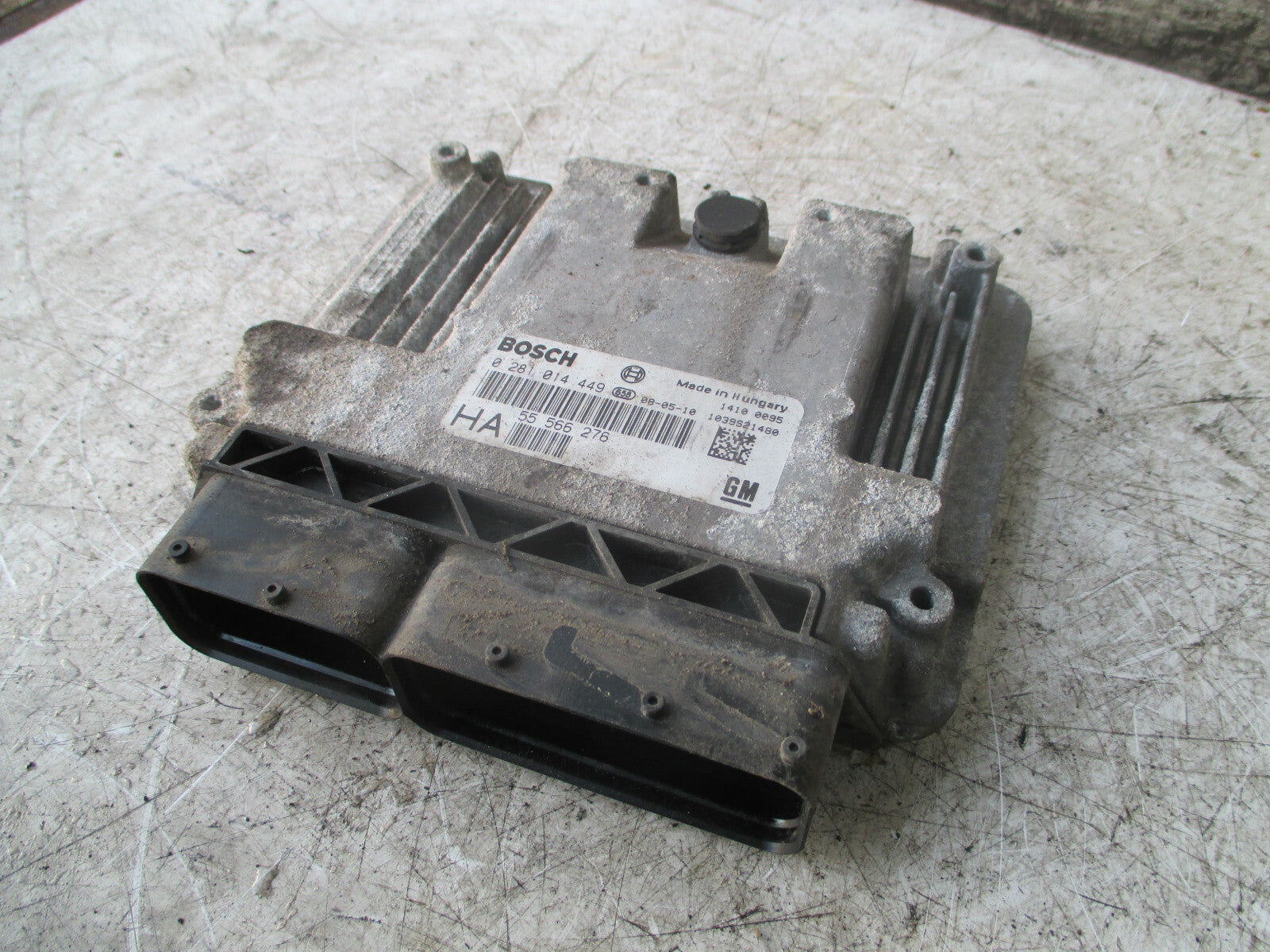 VAUXHALL VECTRA C 1.9 CDTI DIESEL ECU ENGINE CONTROL MODULE ECU 55566276