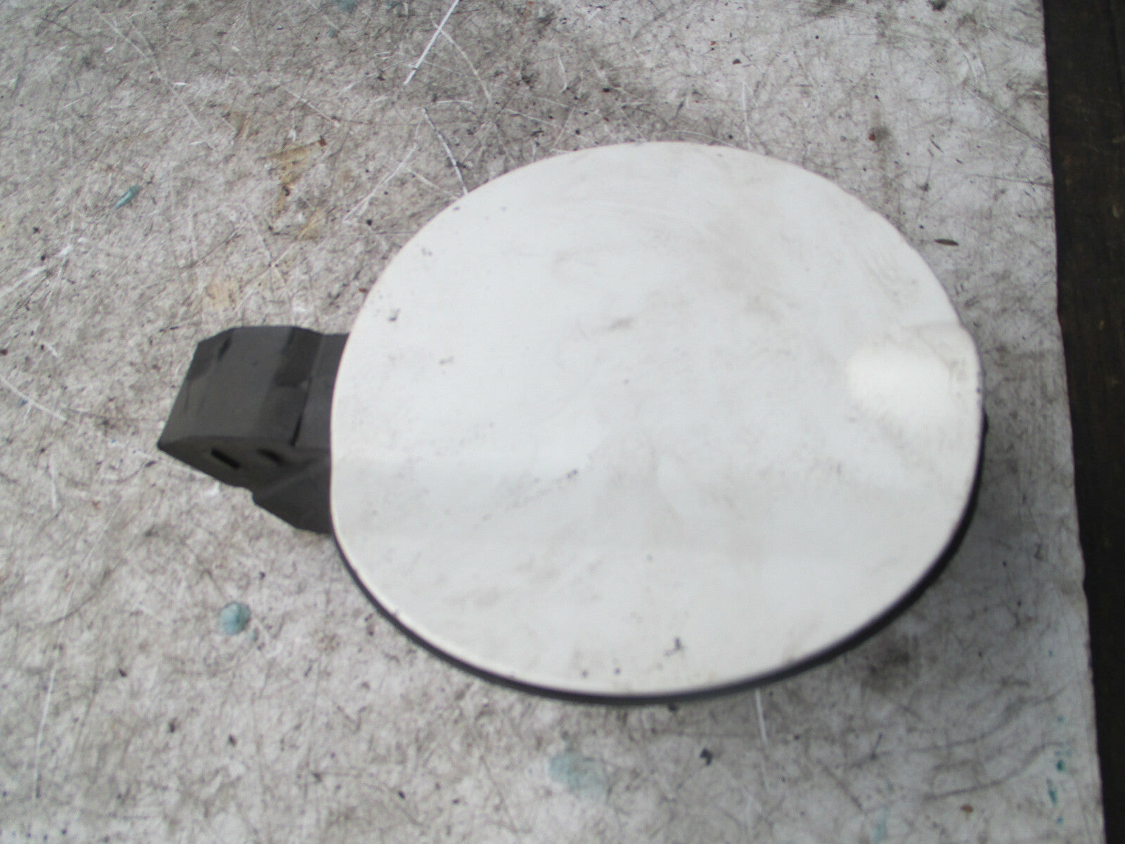 PEUGEOT BIPPER MK1 2015 1.3 DIESEL FUEL FILLER FLAP COVER WHITE