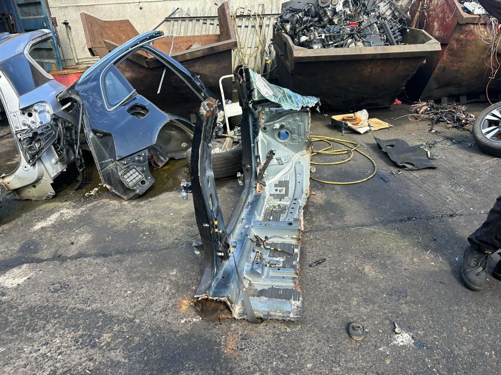 2020 MAZDA 3 MK4 BP NSF PASSENGER SIDE FRONT QUARTER CHASSIS LEG FLITCH CUT