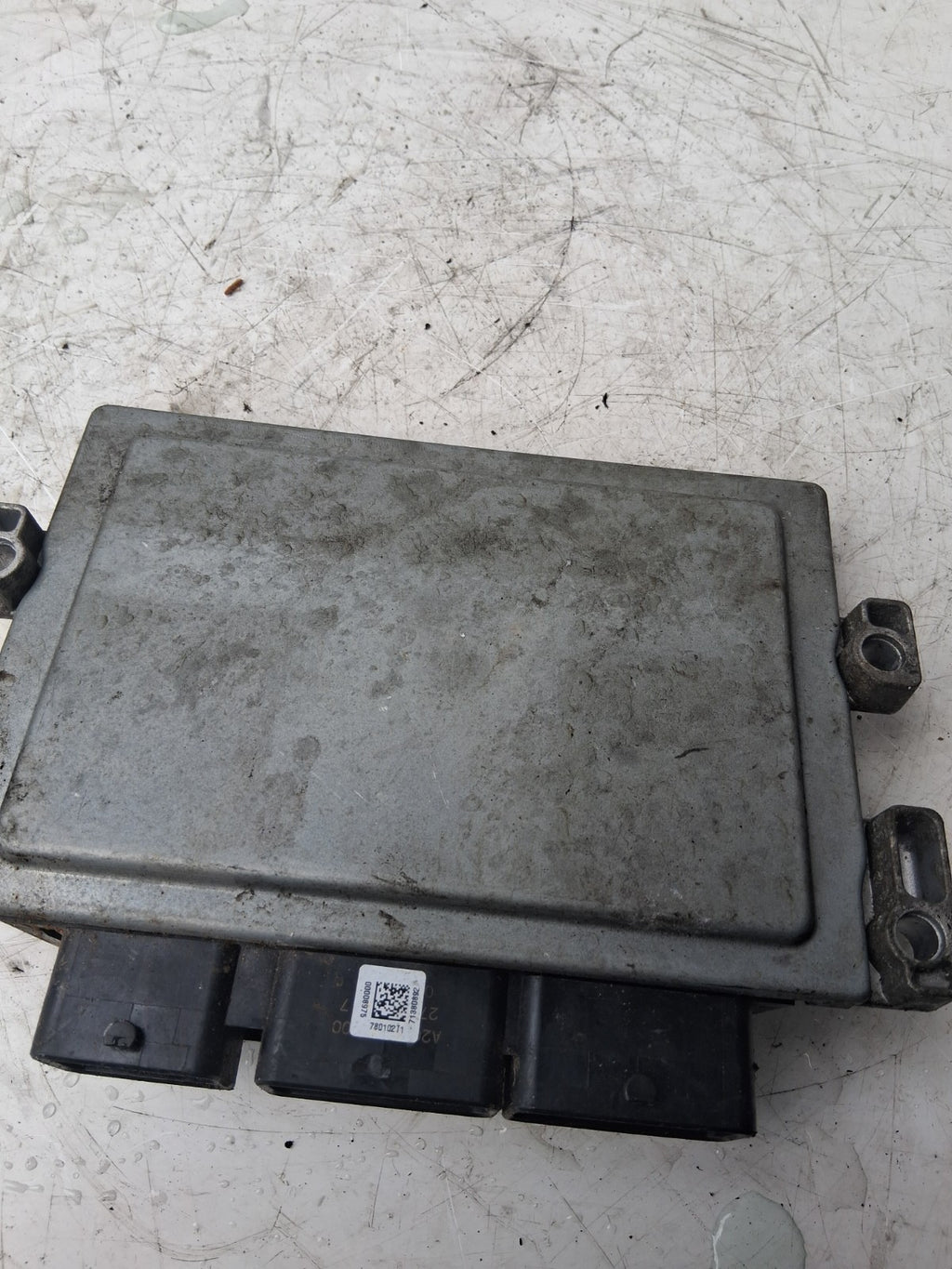 2017 FORD KA + ENGINE ECU CONTROL MODULE A2C7554030201