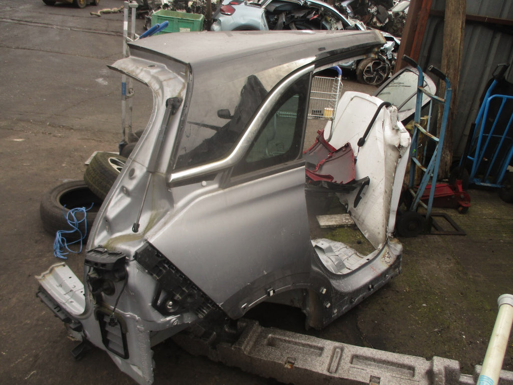 VAUXHALL CROSSLAND X 2020 OSR DRIVER SIDE REAR QUARTER PANEL SILVER