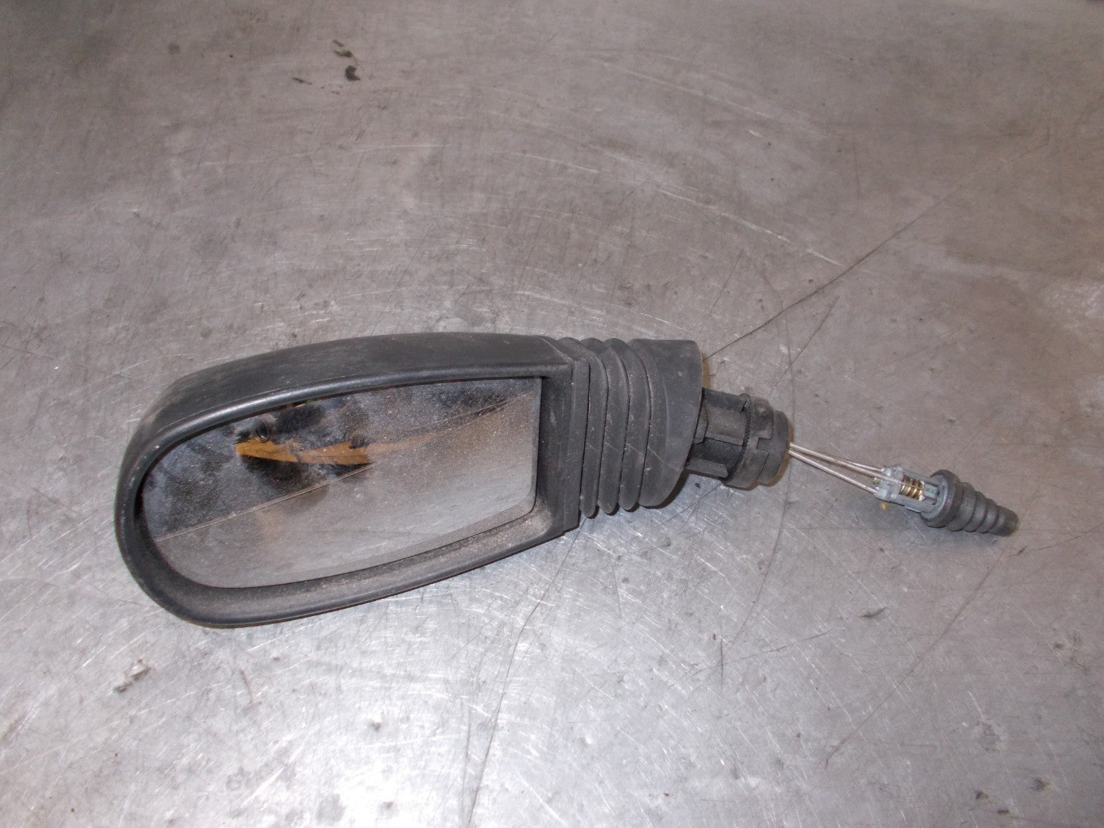 FIAT PUNTO 188 MK2 NS PASSENGER SIDE MANUAL DOOR WING MIRROR BLACK 01704555600