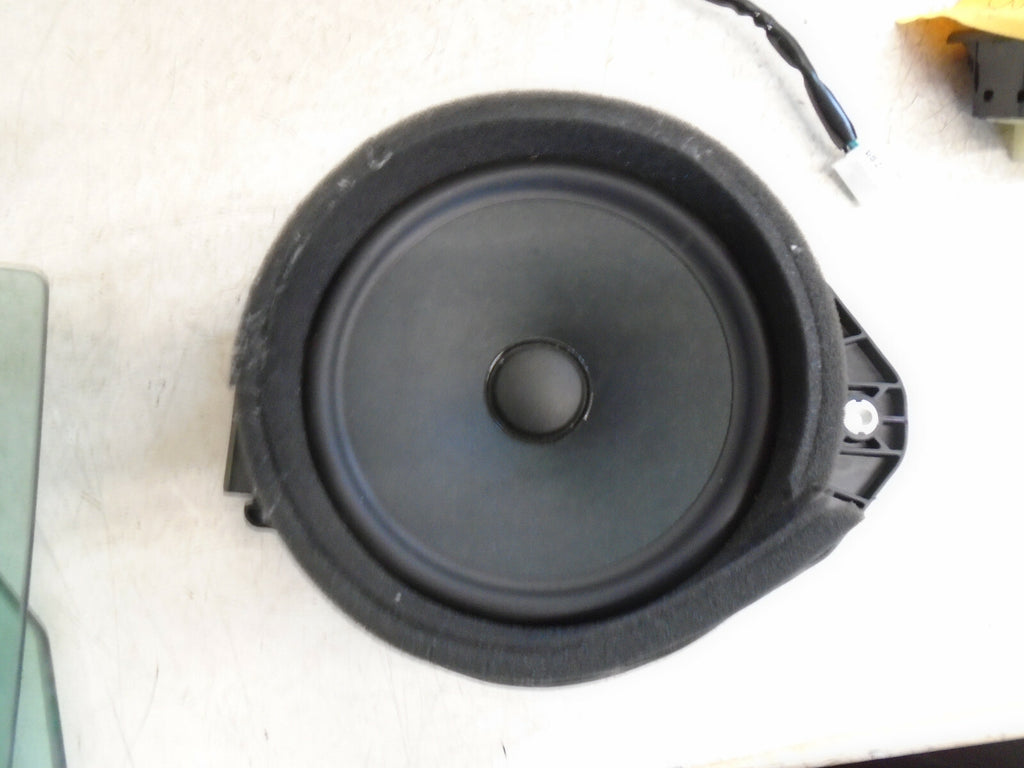 VAUXHALL INSIGNIA 2018 MK2 NSF FRONT PASSENGER SIDE DOOR SPEAKER 23359214