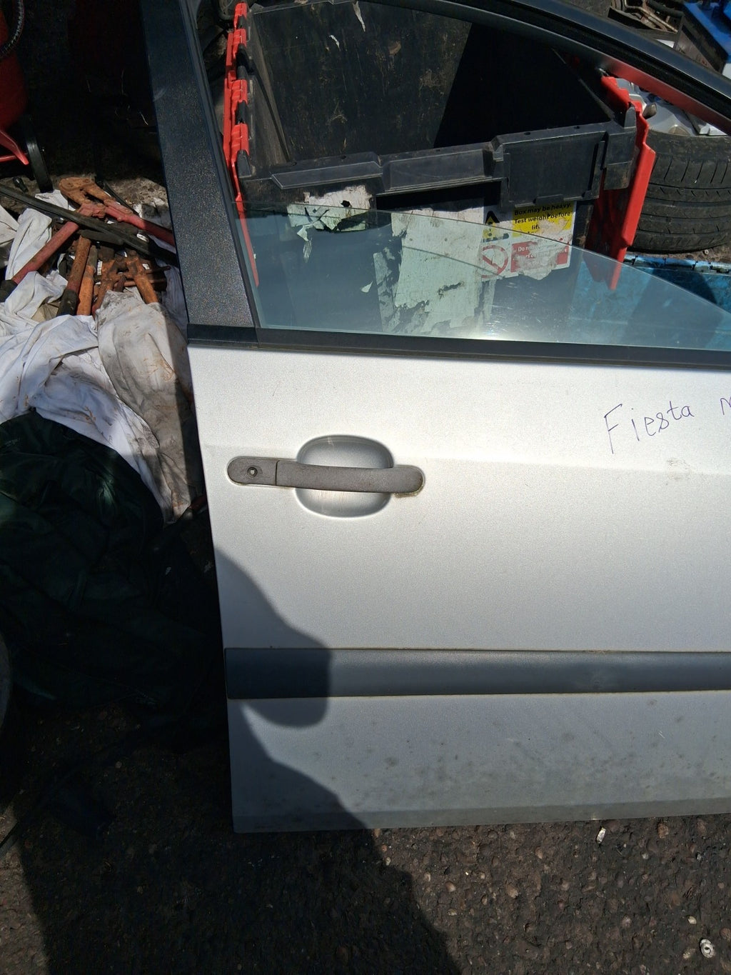 2006 FORD FIESTA MK6 OSF DRIVER SIDE FRONT RIGHT COMPLETE DOOR SILVER