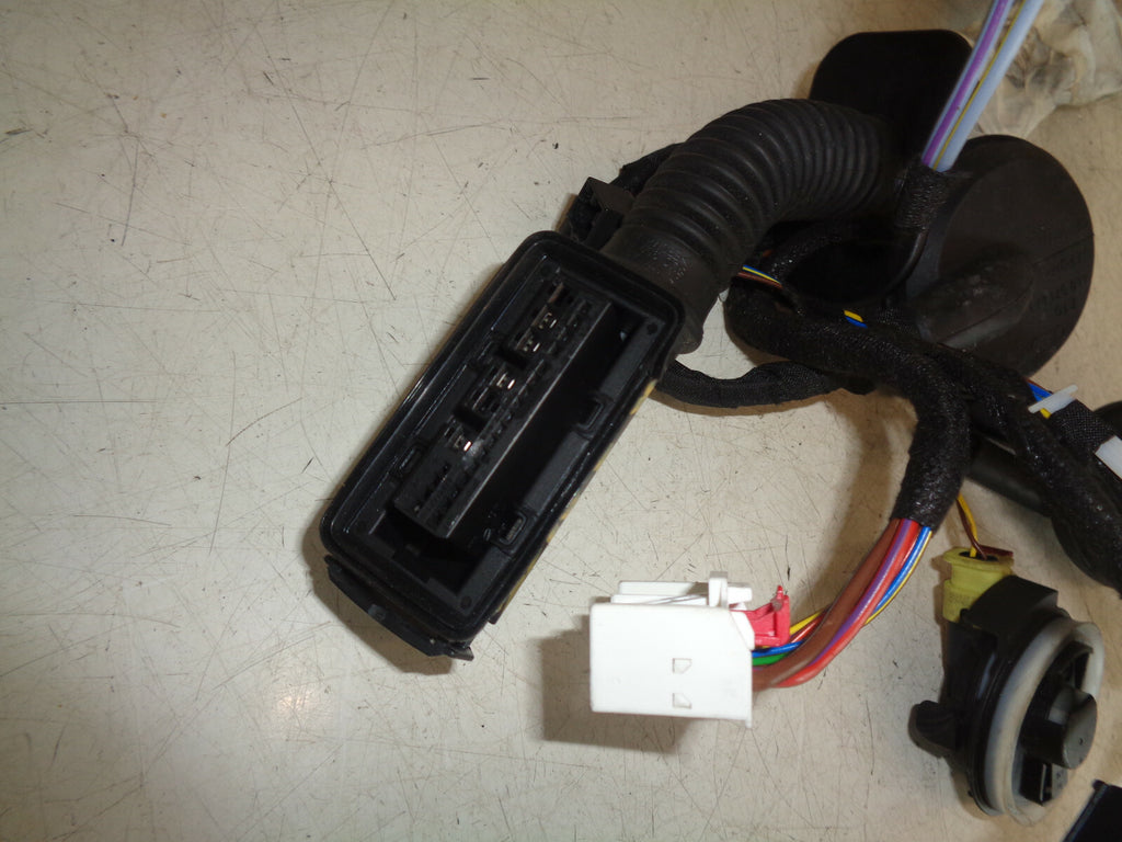 AUDI A3 2017 NSF PASSENGER SIDE FRONT DOOR WIRING LOOM 8V4971030AB