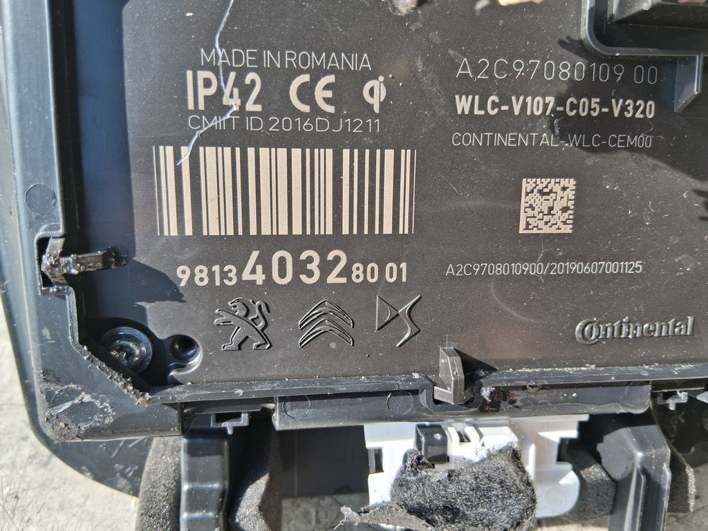 2019 PEUGEOT 5008 MK2 WIRELESS PHONE CHARGE PAD MODULE 981340328001