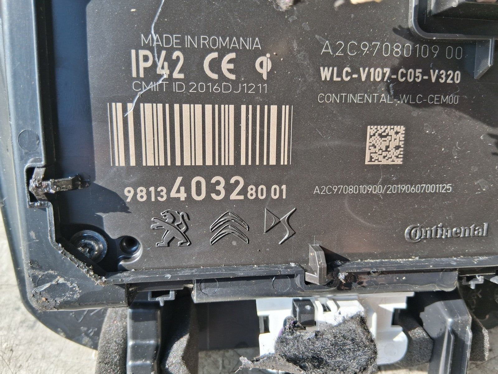 2019 PEUGEOT 5008 MK2 WIRELESS PHONE CHARGE PAD MODULE 981340328001