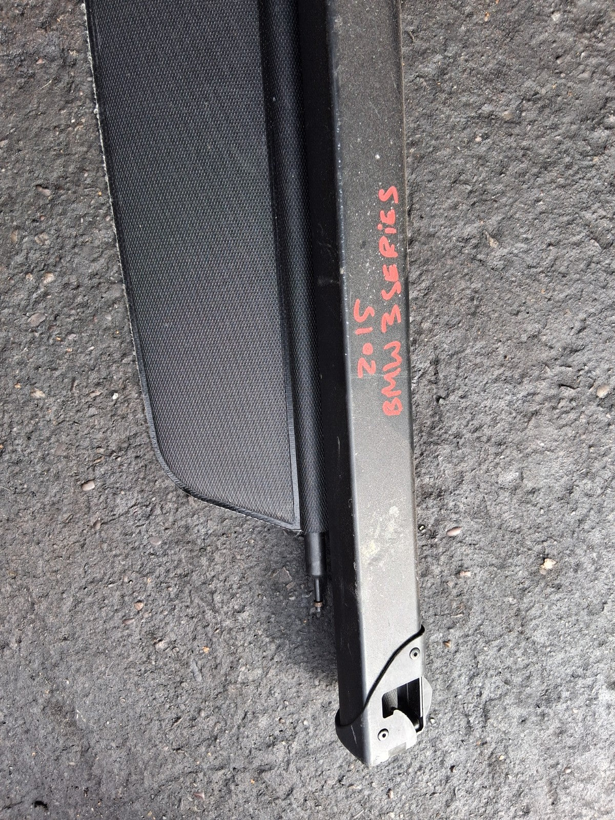 2015 BMW 3 SERIES F30 ESTATE REAR RETRACTABLE PARCEL SHELF LOAD COVER
