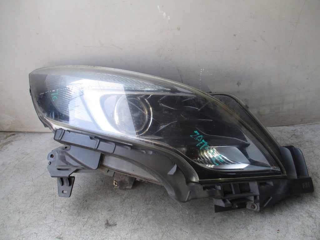 2016 VAUXHALL ZAFIRA C OSF DRIVER SIDE FRONT HEADLIGHT 39009024 SPARE OR REPAIR